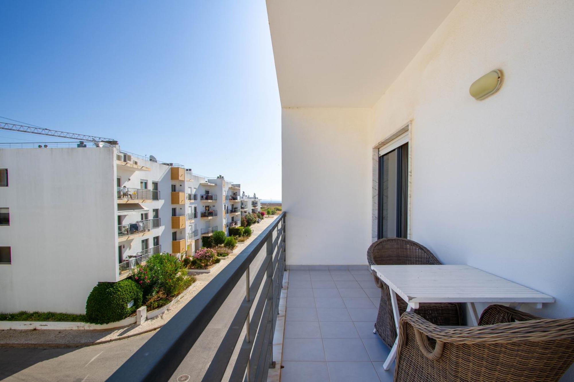 라고스 Casa Happiness, Swimming Pool, Fast Wifi, Parking 아파트 외부 사진