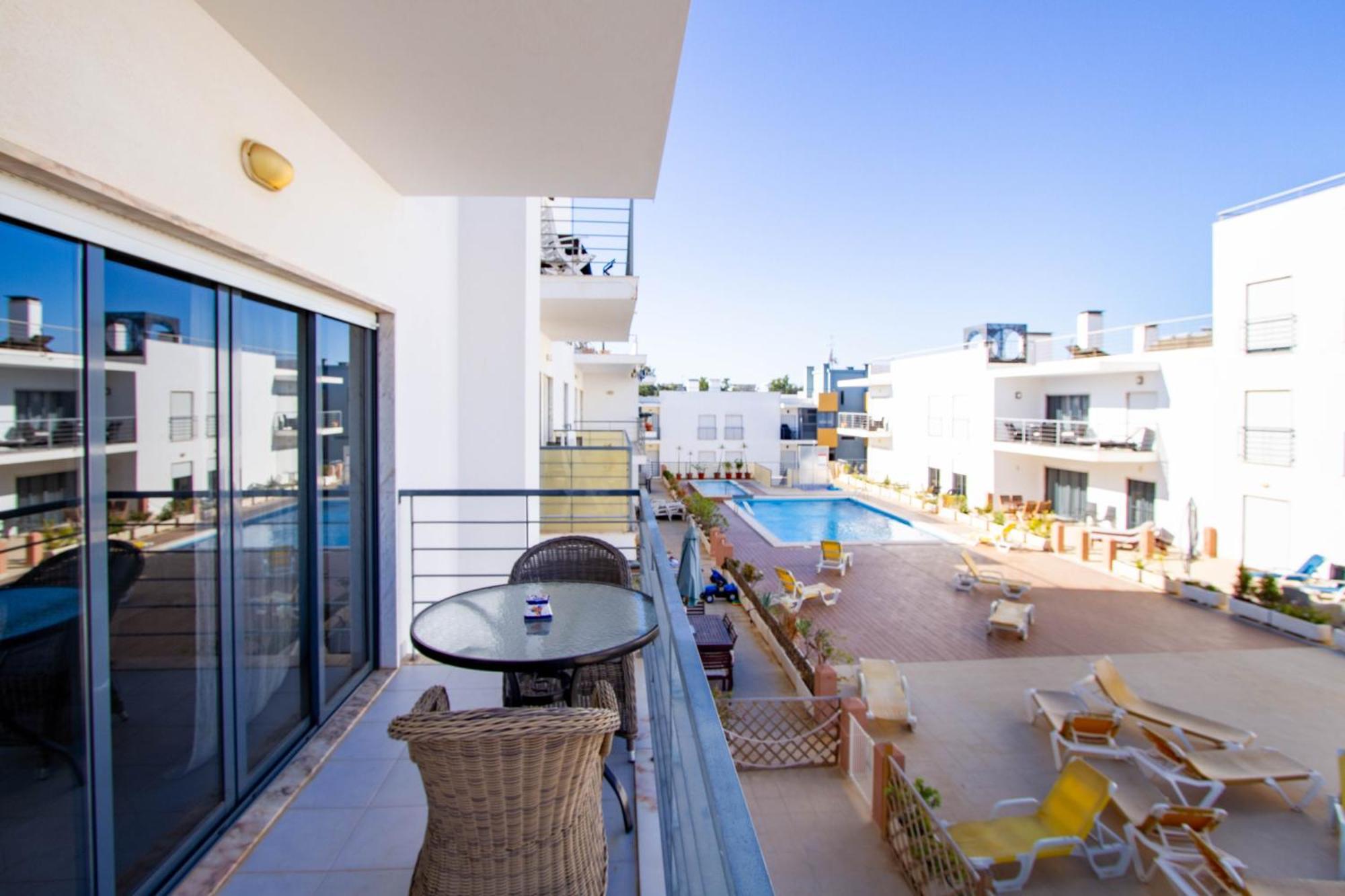라고스 Casa Happiness, Swimming Pool, Fast Wifi, Parking 아파트 외부 사진